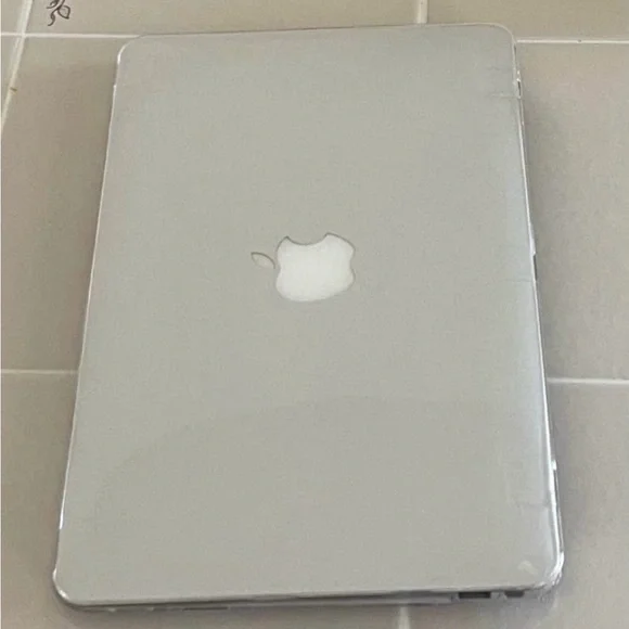 Bundle Apple MacBook Air 11.6 With Hello Kitty Sleeve, Transparent Case